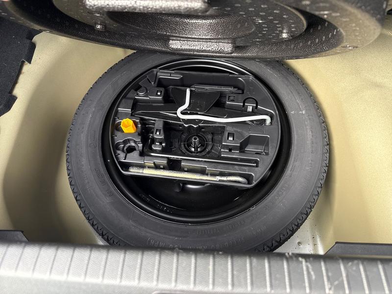 Used Peugeot 208 NU22EOR 40