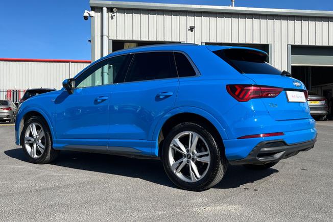 AUDI Q3 Photo 56
