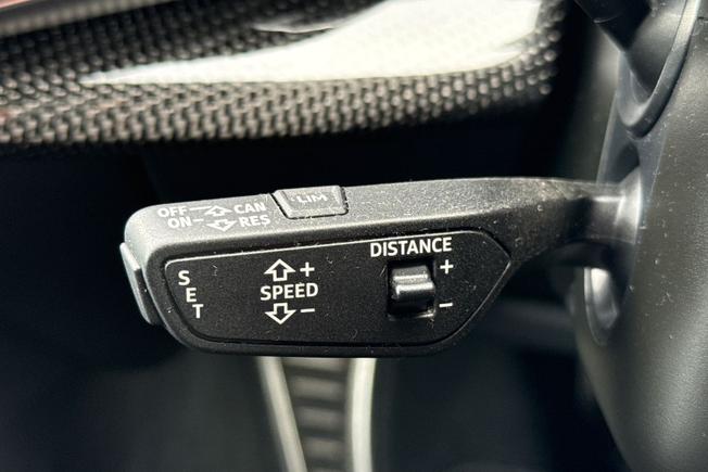 Audi SQ8 Photo 54