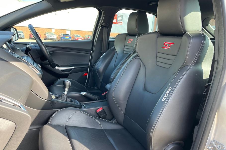 Used Ford FOCUS 19