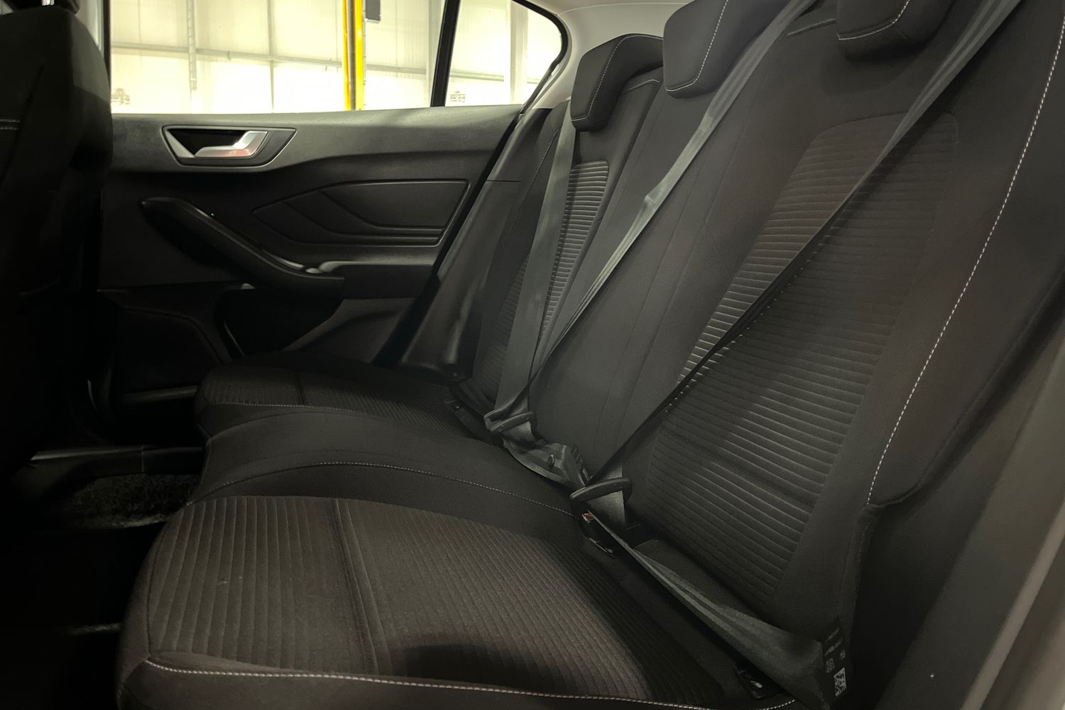 Ford FOCUS Photo 19