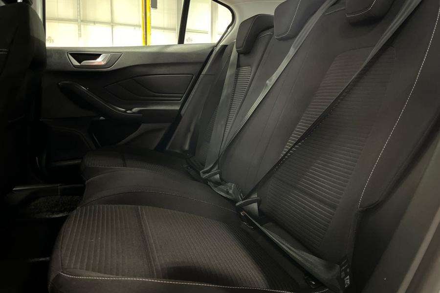 Ford FOCUS Photo autoimg-18bd5cbf030878e6468aca8ce15114b6999a3b3b.jpg