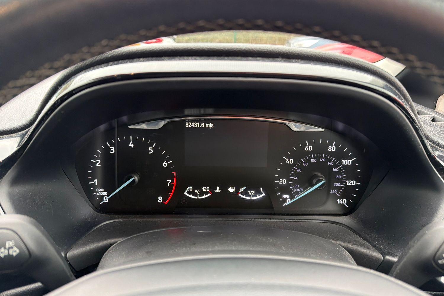 Ford FIESTA Photo 12