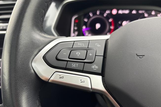 Volkswagen Tiguan Photo 16