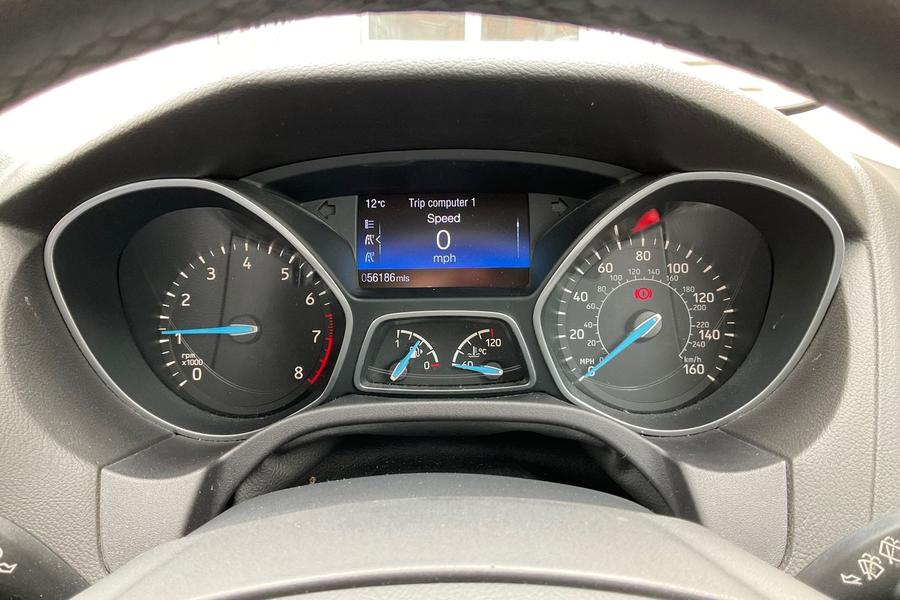 Ford Focus Photo autoimg-18ccc97248b1a28071aab8fa370316e60fe14860.jpg