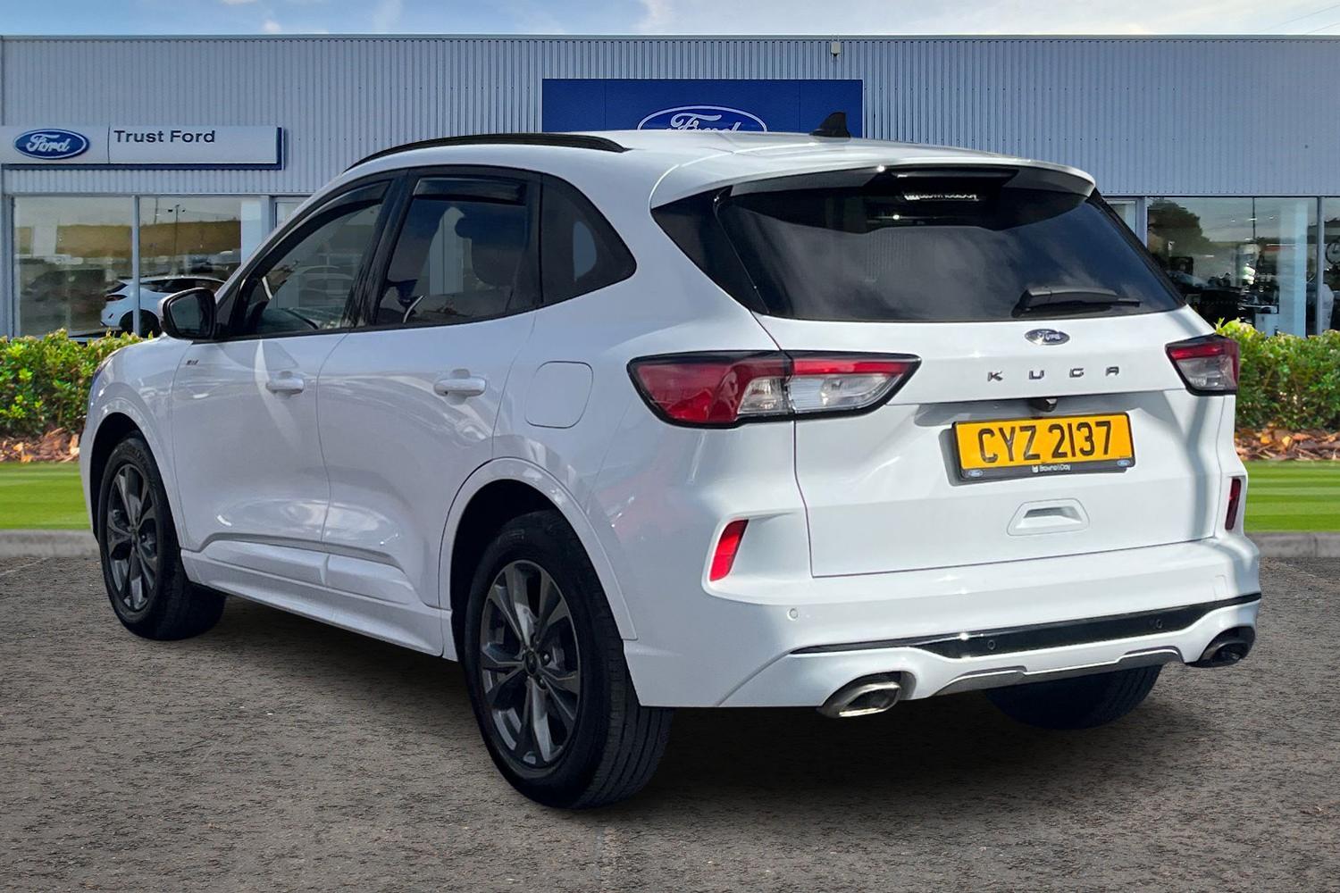 Ford KUGA Photo 1