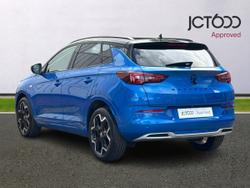 VAUXHALL Grandland Photo 3