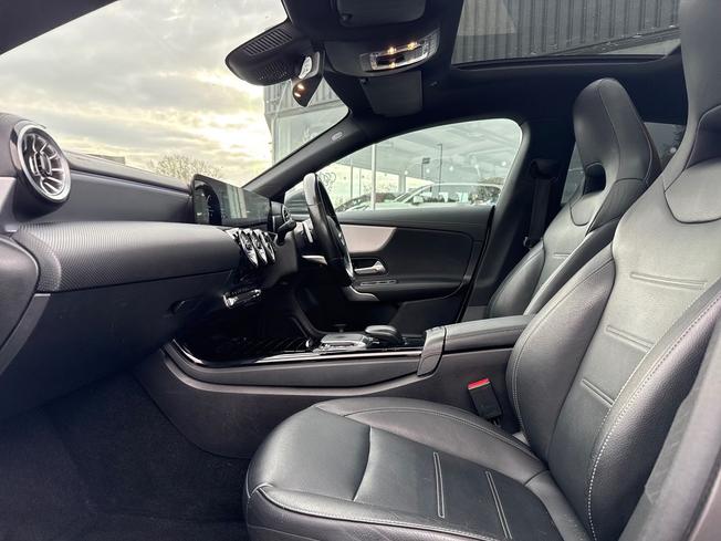 MERCEDES-BENZ CLA Photo 40