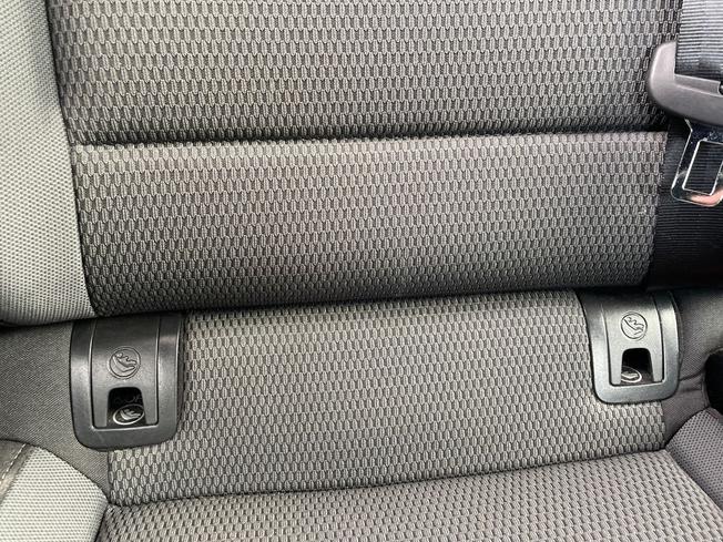 Volkswagen Golf Photo 31