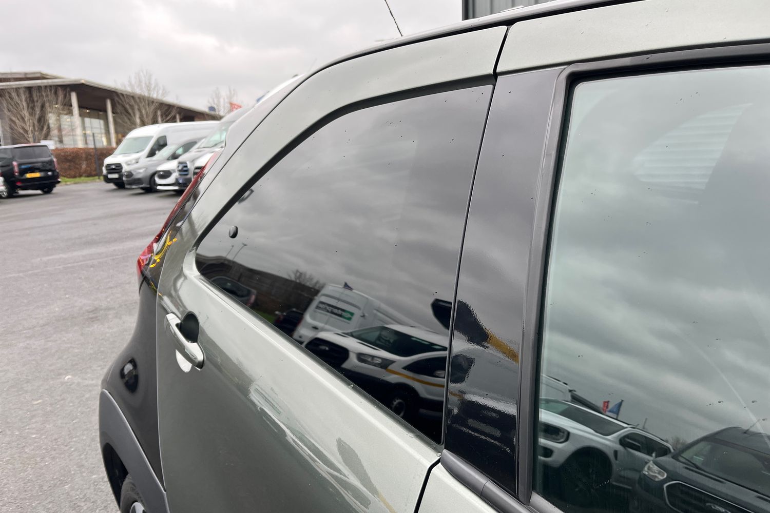 Toyota AYGO X Photo 22