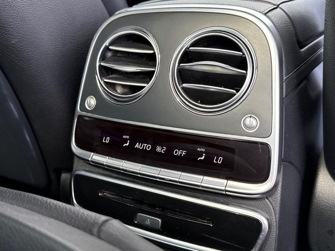 MERCEDES-BENZ S Class Photo 30