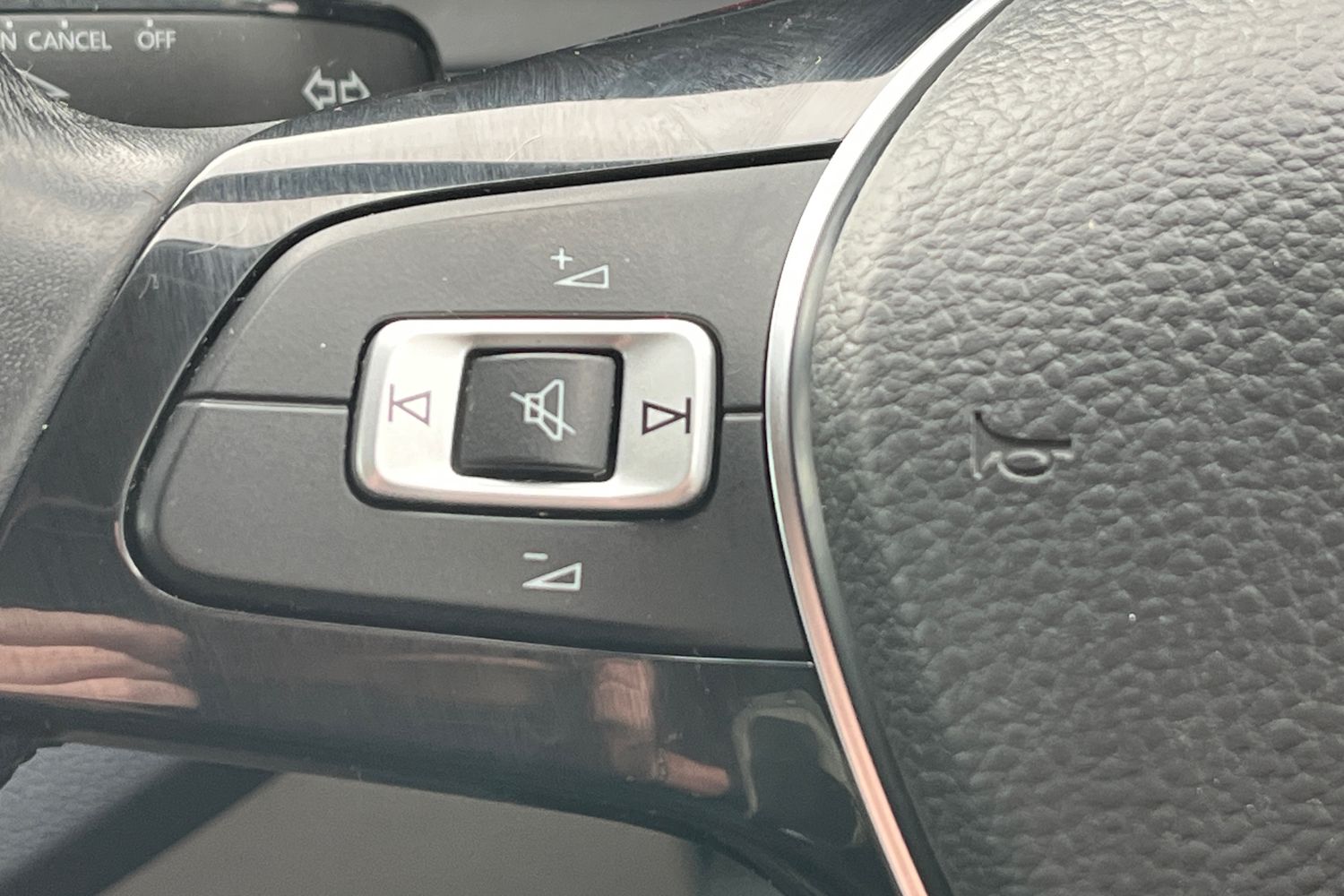 Volkswagen POLO Photo 37