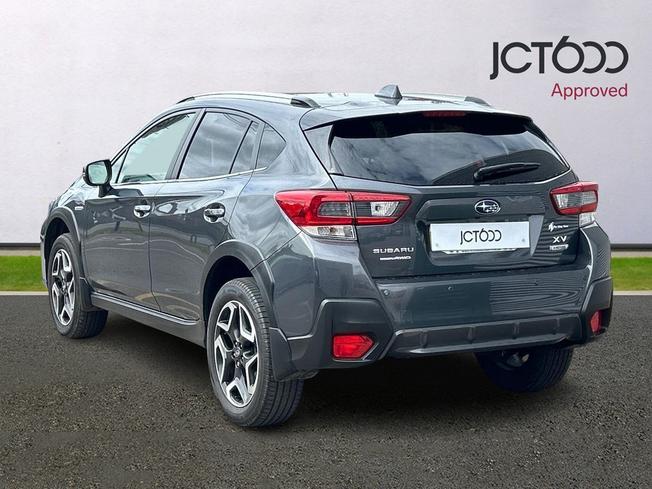 SUBARU Xv Photo 3
