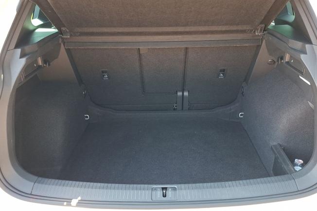 VOLKSWAGEN Tiguan Photo 12
