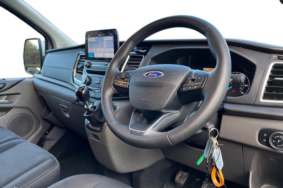 Ford TRANSIT CUSTOM Photo autoimg-18e8a5b4c219e9f0934433316b792902153aa3bb.jpg