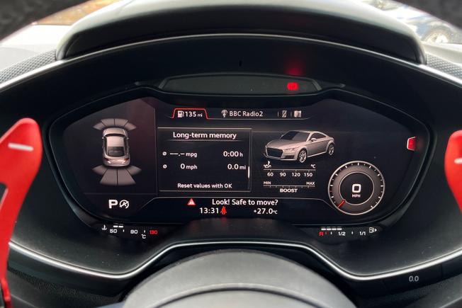 Audi TT RS Photo 15