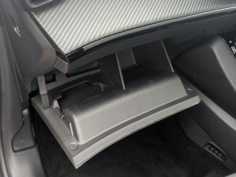 Used Peugeot E-208 YA70HHM 31