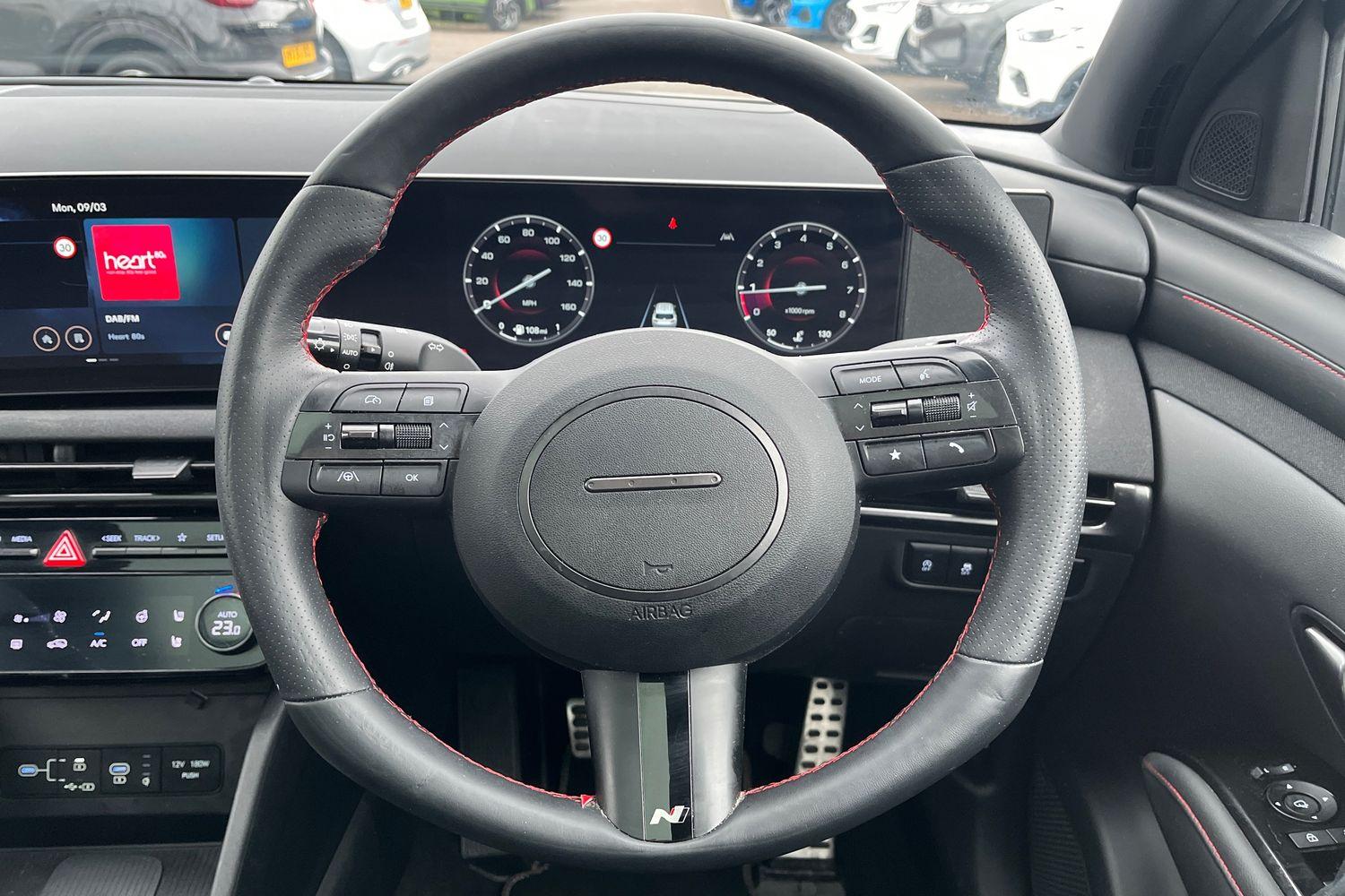 Hyundai TUCSON Photo 11