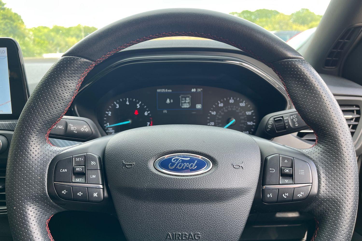 Ford Focus Photo 11