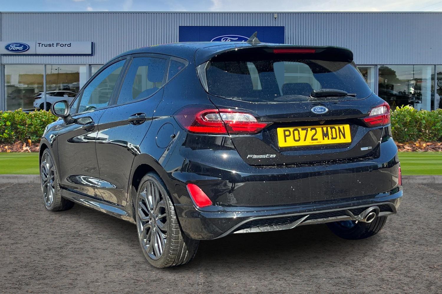Ford Fiesta Photo 1