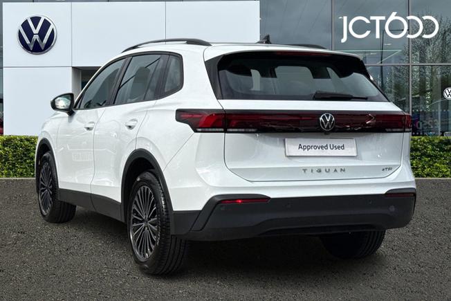 Volkswagen Tiguan Photo 3