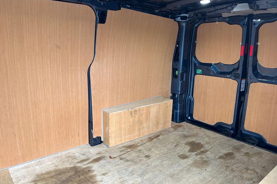 Used FORD TRANSIT CUSTOM CYZ7295 4