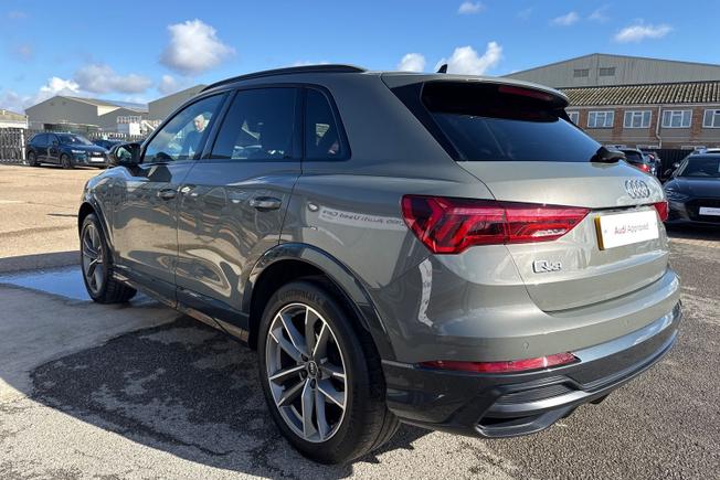 Audi Q3 Photo 28