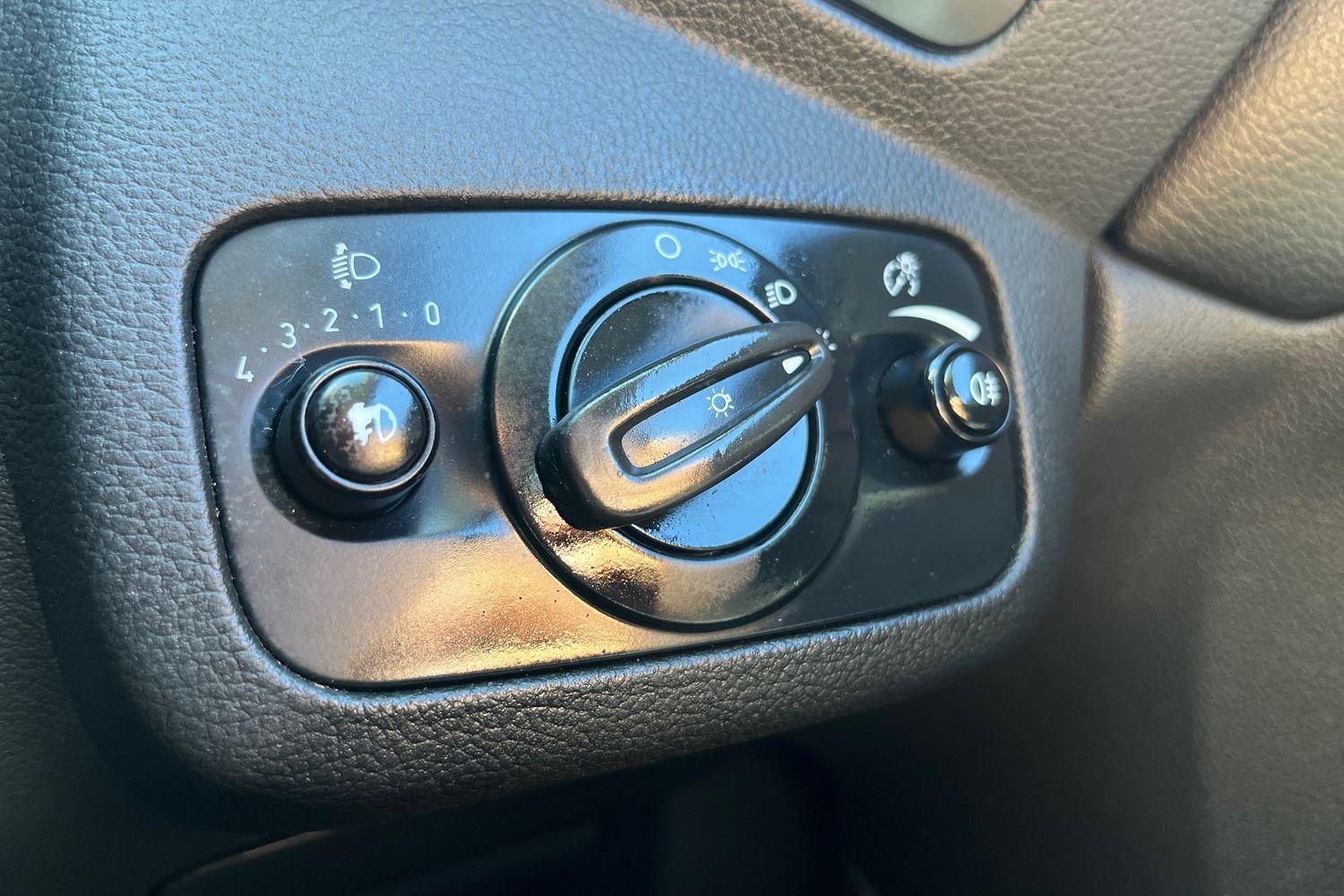 Ford KUGA Photo 23