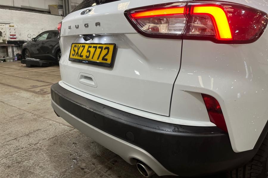 Ford KUGA Photo autoimg-190fa5618c17d8ea0da9331a4290af9f4ef9ddf8.jpg