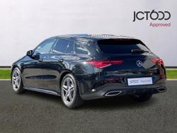 MERCEDES-BENZ CLA Photo 3