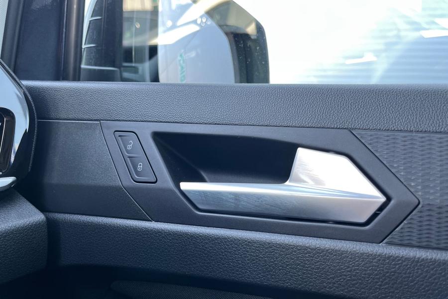 Ford TOURNEO CONNECT Photo autoimg-1914f16444f02f81b0699ce8693a1d110f3a481a.jpg