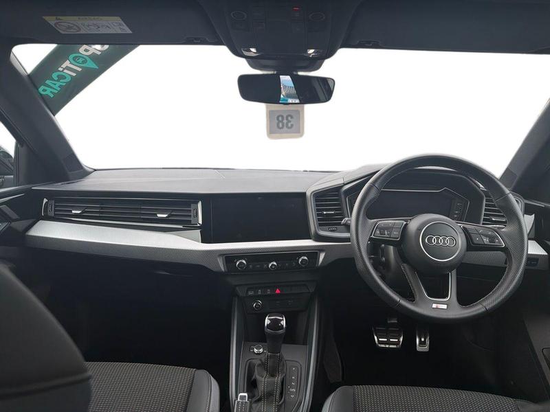 Used Audi A1 AV22XTS 11