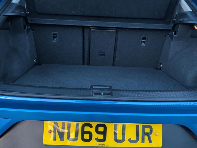 Used Volkswagen T-Roc NU69UJR 33