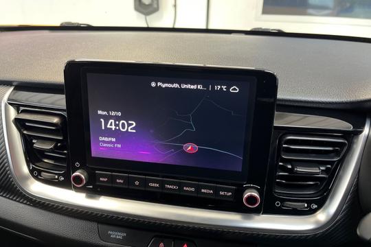 Kia Stonic Photo autoimg-191857e70d4c0bce3edf41a6e2255ec5e85d1d7e.jpg