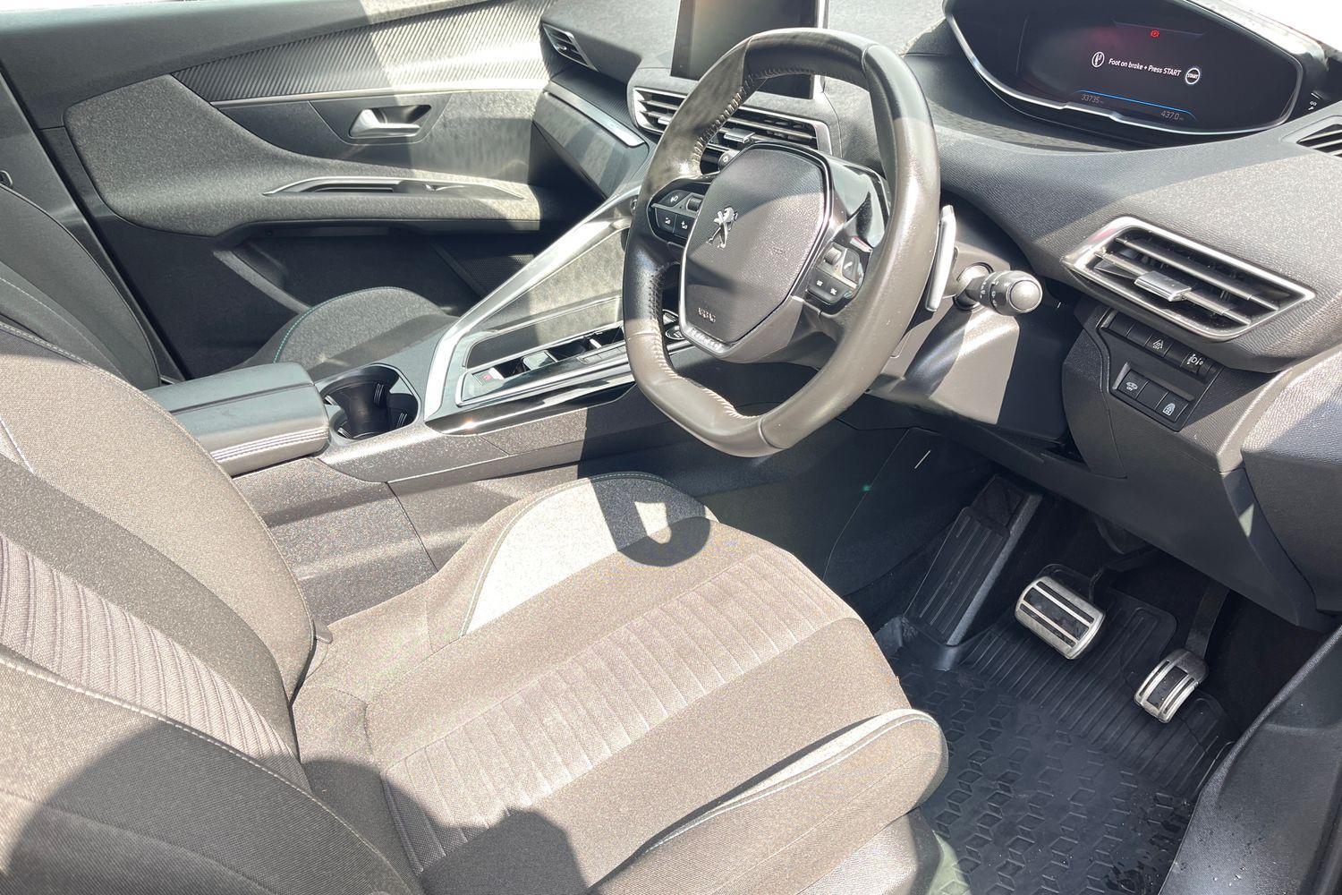 Peugeot 3008 Photo 8