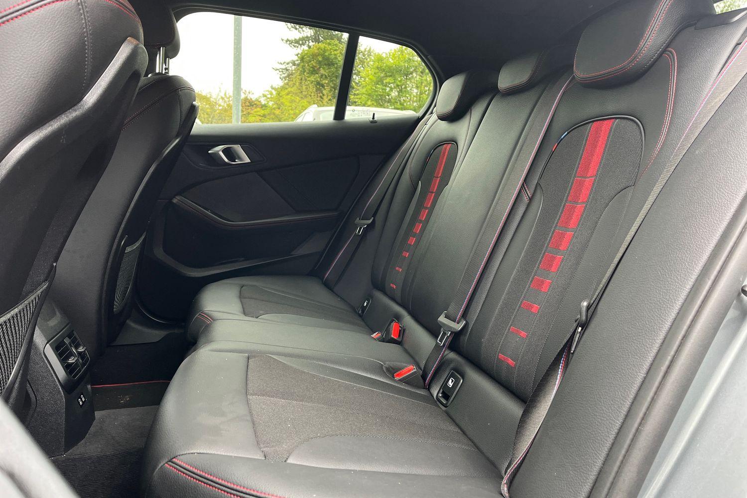 BMW 1 SERIES Photo 19