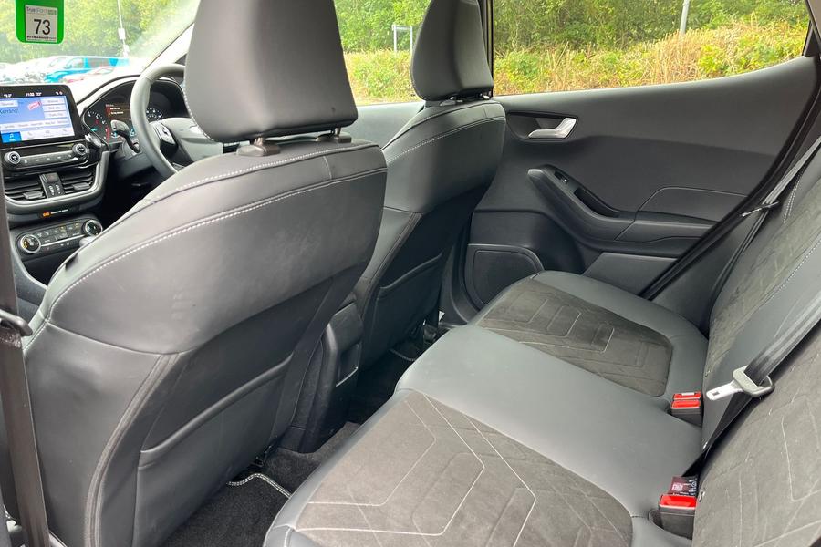 Ford FIESTA Photo autoimg-19234724fd043e843d2e3758409d50292390eb2a.jpg