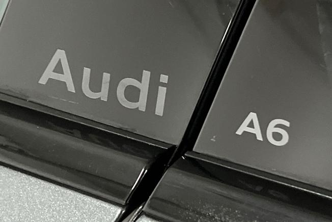 Audi A6 Saloon Photo 34