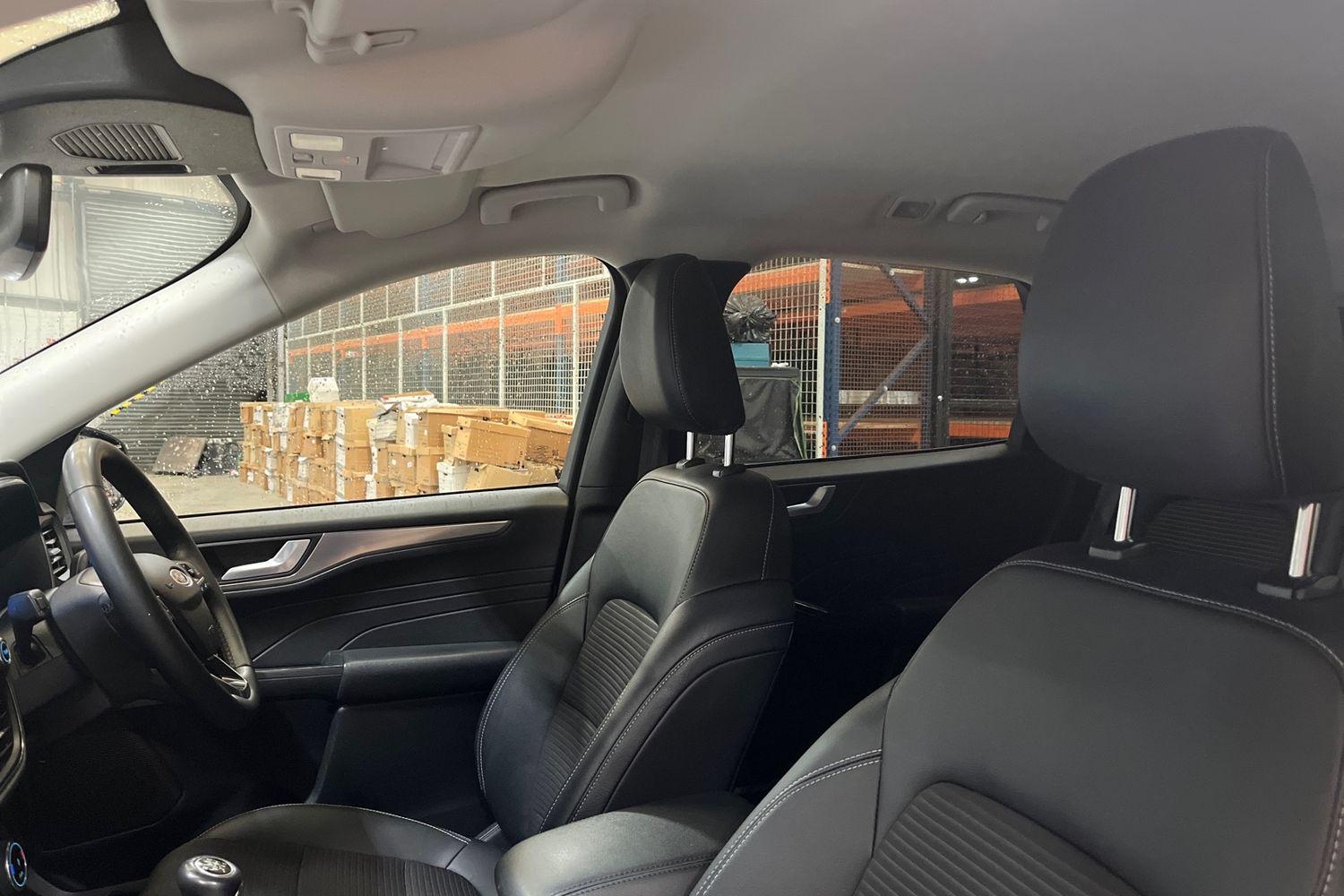 Ford KUGA Photo 18