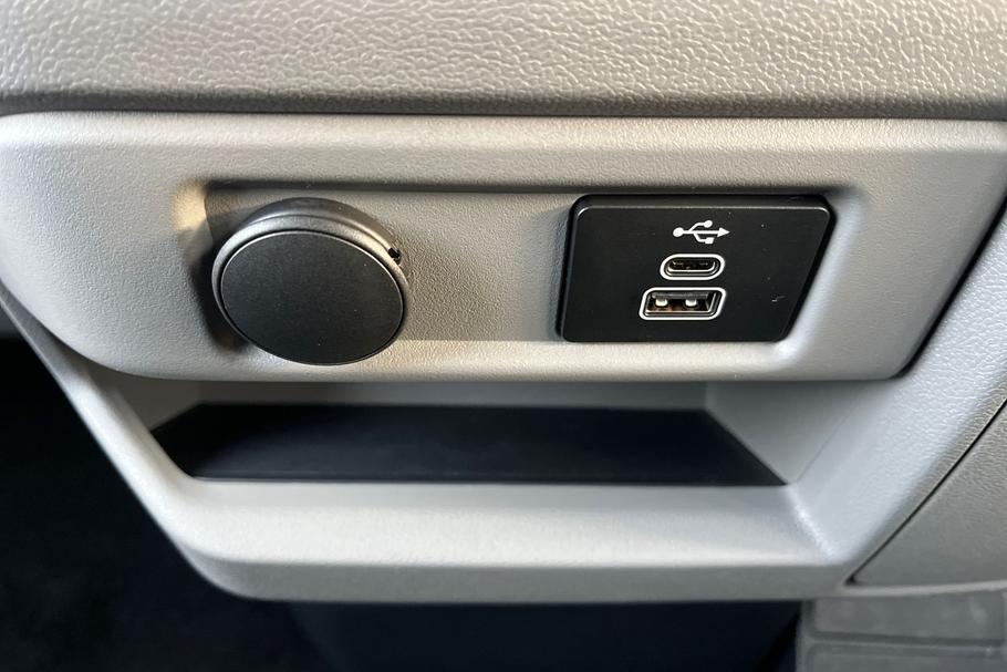 Used Ford E-TOURNEO CUSTOM YB75VDA 30