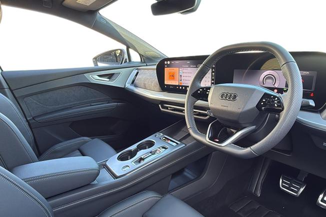 AUDI  Audi Q4 Sportback Photo 6