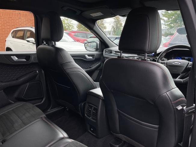 FORD Kuga Photo 33