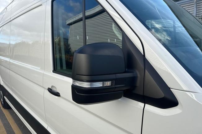 VOLKSWAGEN Crafter Photo 20