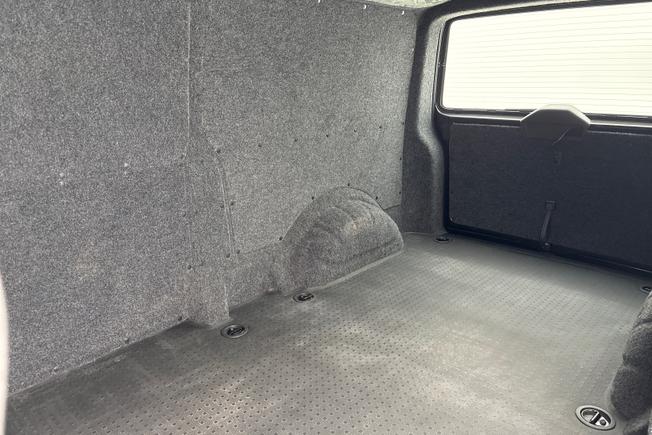 VOLKSWAGEN Transporter Photo 9