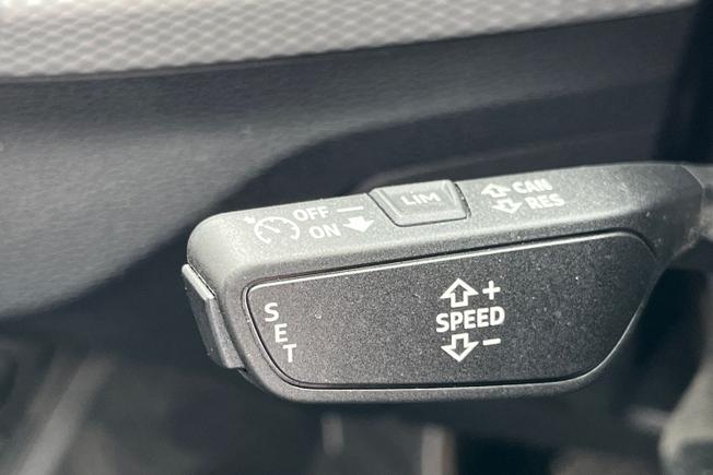 AUDI Q2 Photo 24