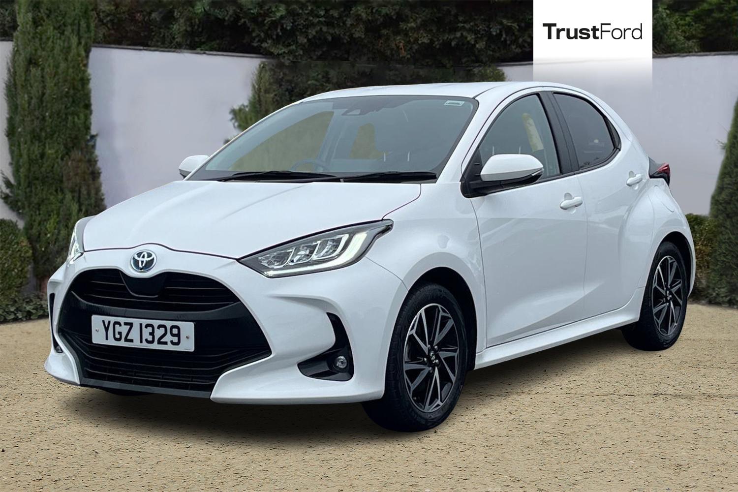 Toyota YARIS Photo 4