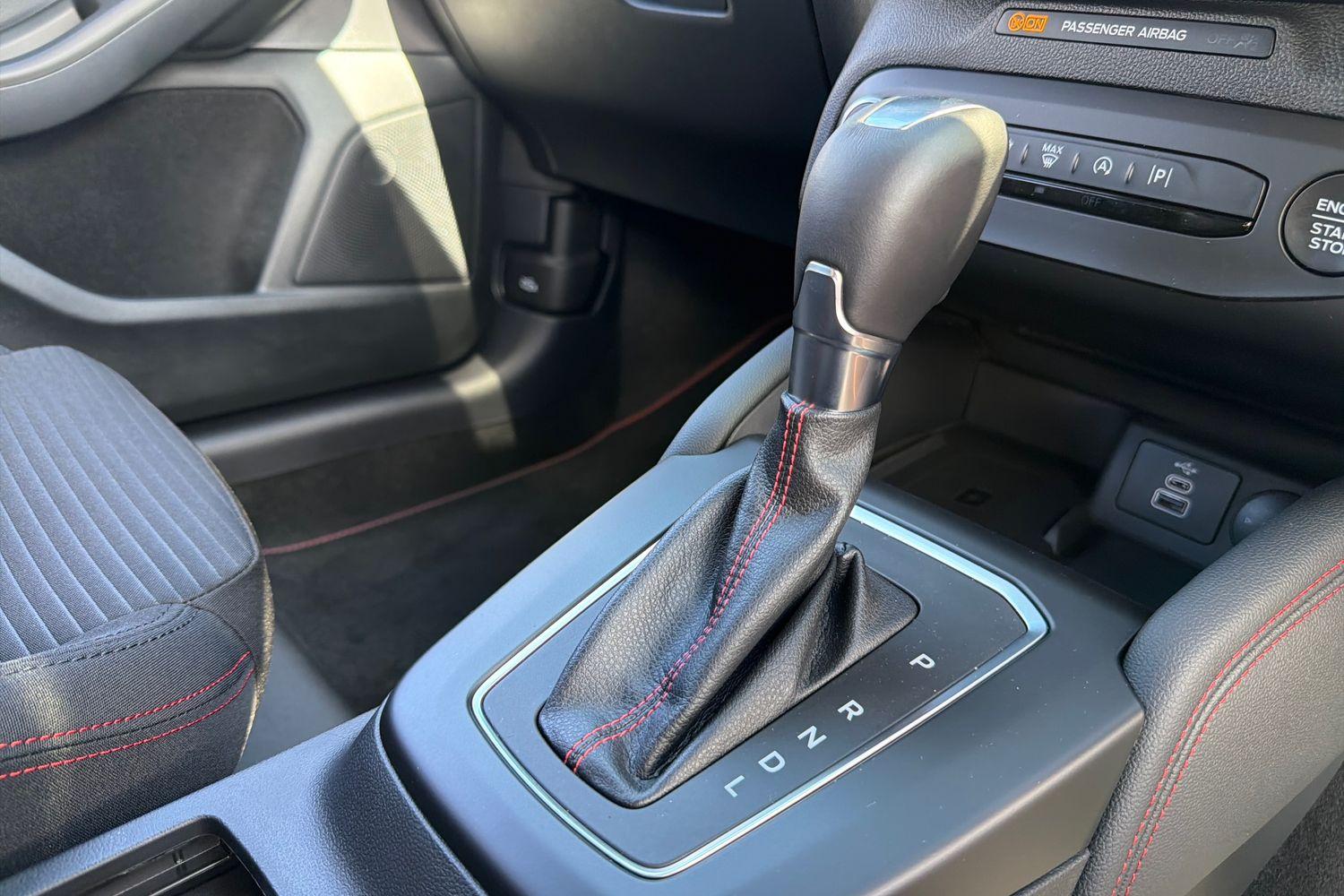 Ford FOCUS Photo 39