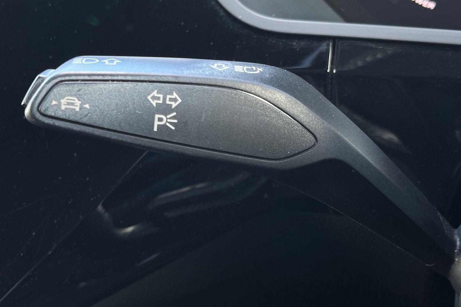Audi e-tron Photo 13