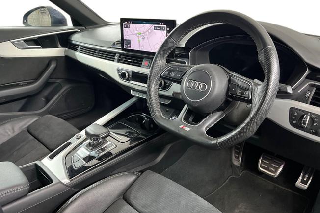 AUDI A4 Photo 6