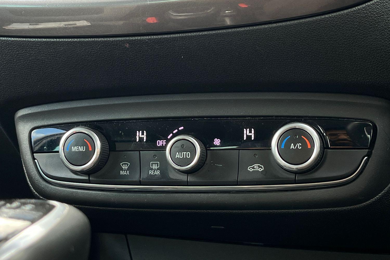 Vauxhall Crossland X Photo 32